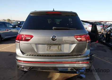 2023 Volkswagen Tiguan 2.0T Se R-Line Black z USA, uszkodzony, nr VIN 3VVCB7AX9PM134364